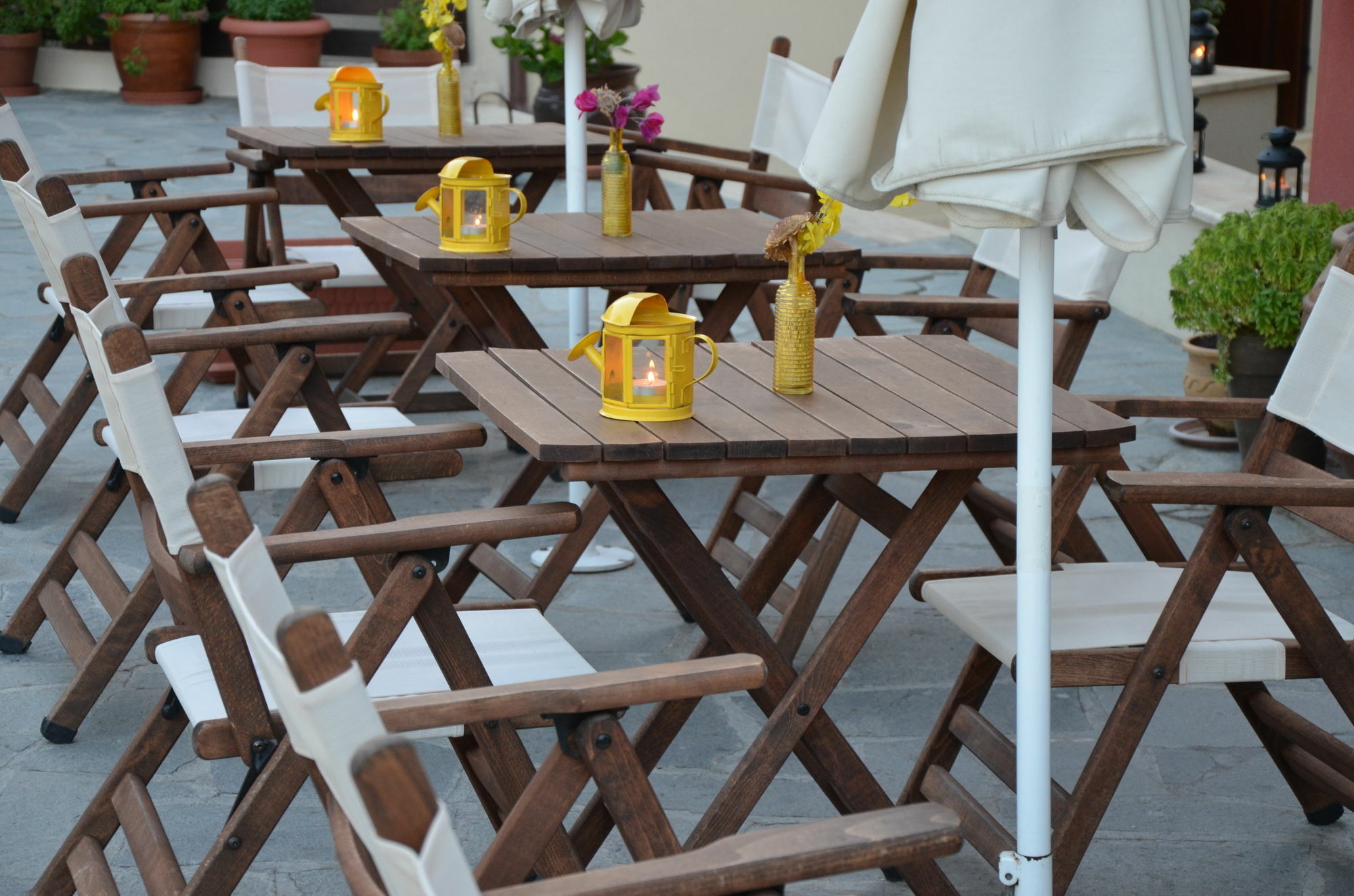 Helianthus Guesthouse อาโมเลียนี ภายนอก รูปภาพ